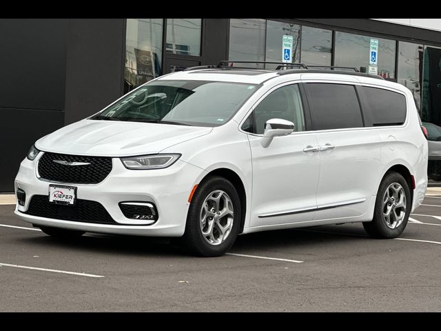 2022 Chrysler Pacifica Limited