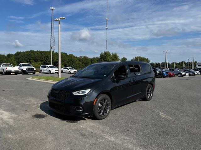 2022 Chrysler Pacifica Limited