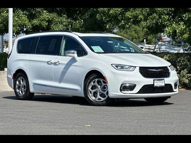 2022 Chrysler Pacifica Limited