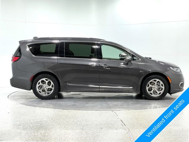 2022 Chrysler Pacifica Limited