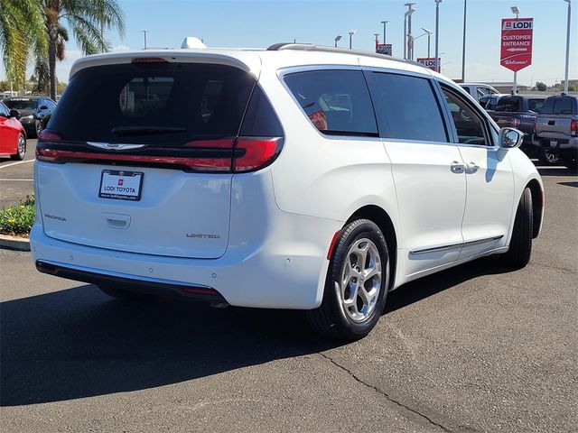 2022 Chrysler Pacifica Limited