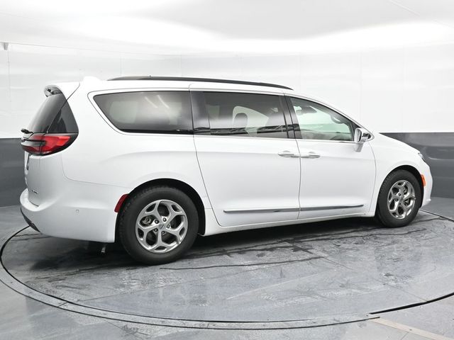 2022 Chrysler Pacifica Limited