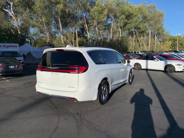 2022 Chrysler Pacifica Limited