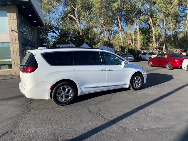 2022 Chrysler Pacifica Limited