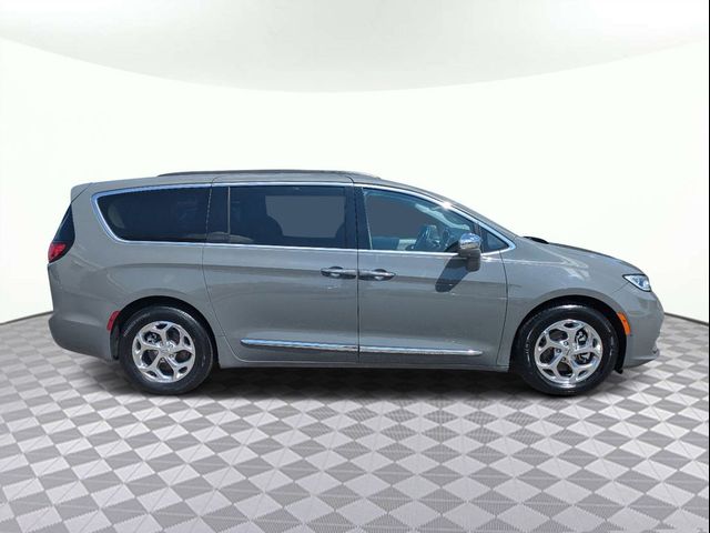 2022 Chrysler Pacifica Limited