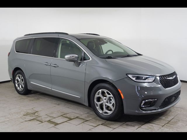 2022 Chrysler Pacifica Limited