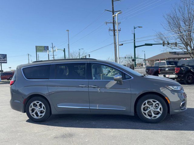 2022 Chrysler Pacifica Limited