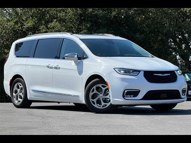 2022 Chrysler Pacifica Limited