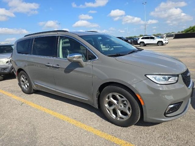 2022 Chrysler Pacifica Limited