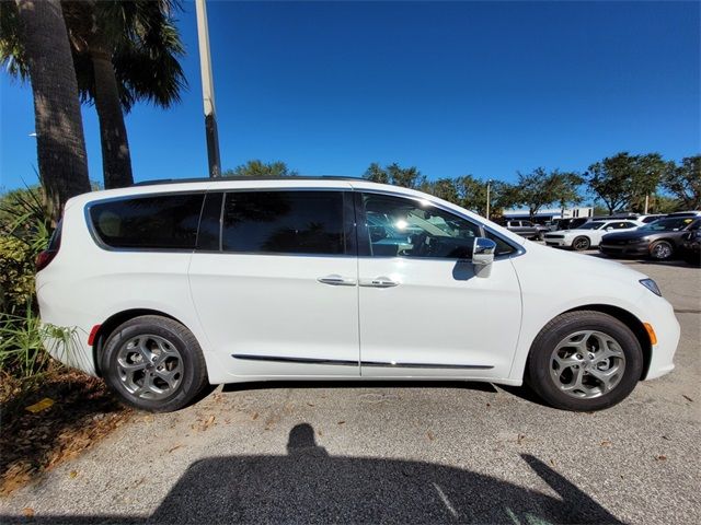 2022 Chrysler Pacifica Limited