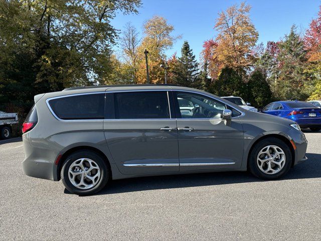 2022 Chrysler Pacifica Limited