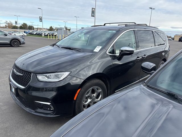 2022 Chrysler Pacifica Limited