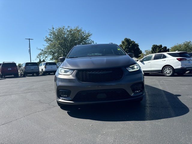 2022 Chrysler Pacifica Limited