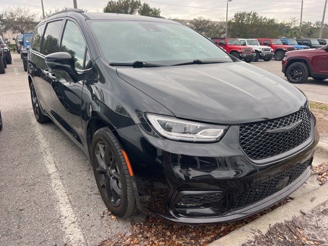 2022 Chrysler Pacifica Limited