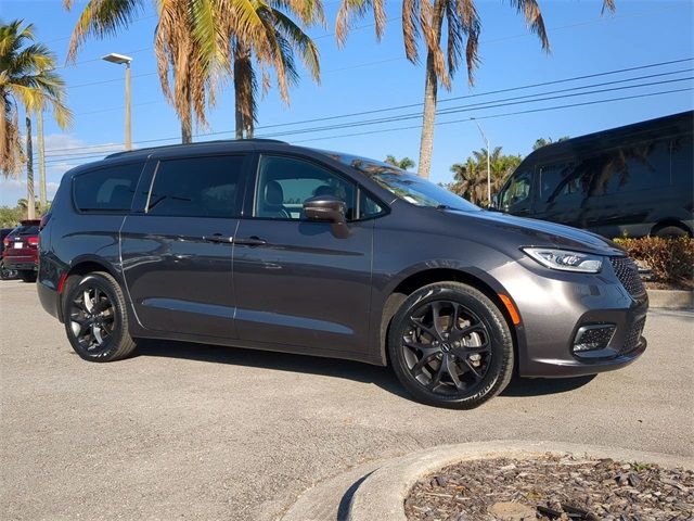 2022 Chrysler Pacifica Limited