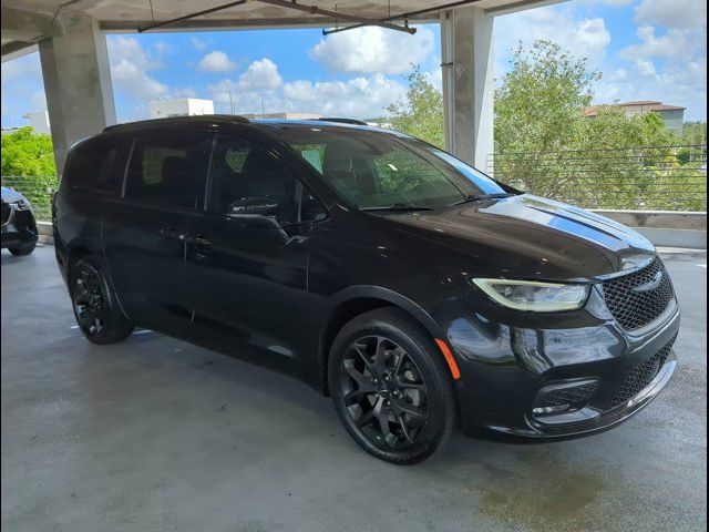 2022 Chrysler Pacifica Limited