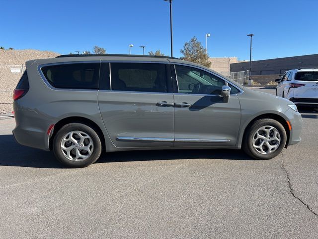 2022 Chrysler Pacifica Limited