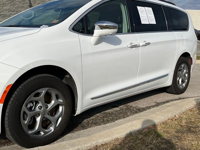 2022 Chrysler Pacifica Limited