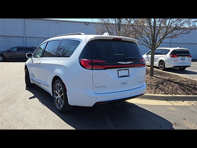 2022 Chrysler Pacifica Limited