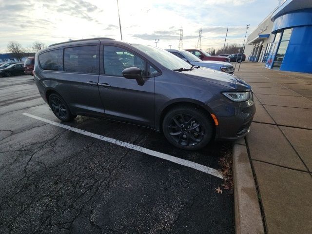 2022 Chrysler Pacifica Limited