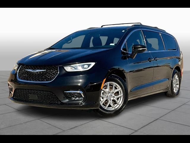 2022 Chrysler Pacifica Touring