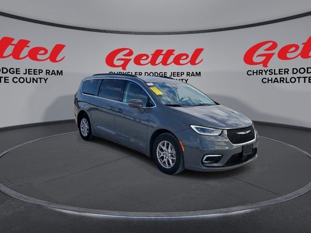 2022 Chrysler Pacifica Touring-L