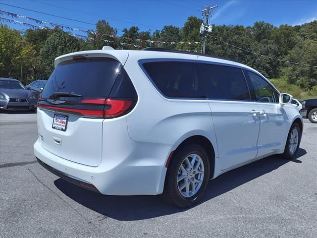 2022 Chrysler Pacifica Touring-L