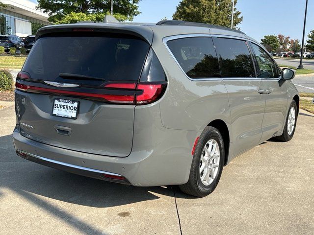 2022 Chrysler Pacifica Touring-L