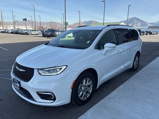 2022 Chrysler Pacifica Touring