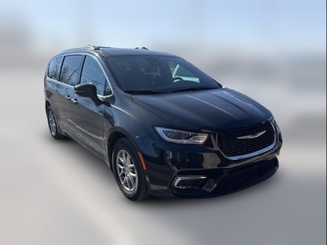 2022 Chrysler Pacifica Touring