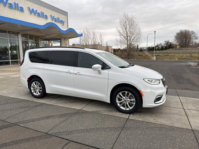 2022 Chrysler Pacifica Touring