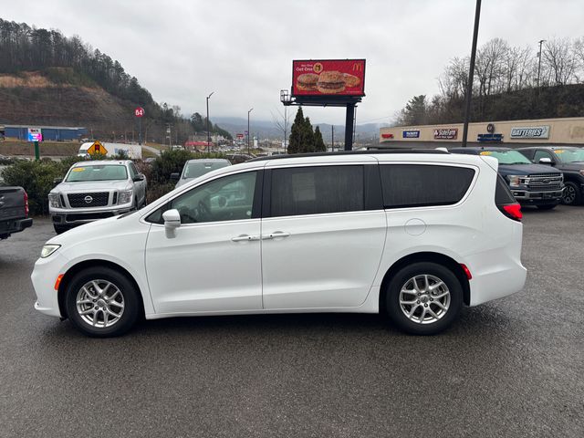 2022 Chrysler Pacifica Touring-L