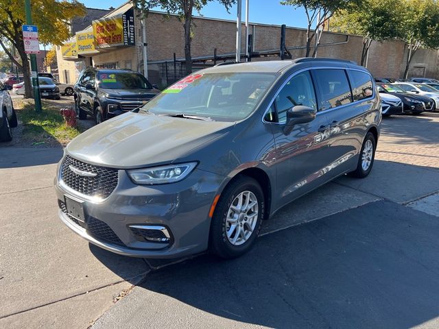 2022 Chrysler Pacifica Touring-L