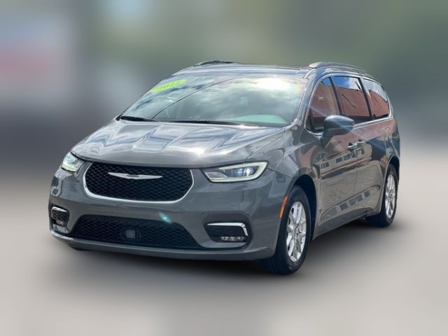 2022 Chrysler Pacifica Touring-L