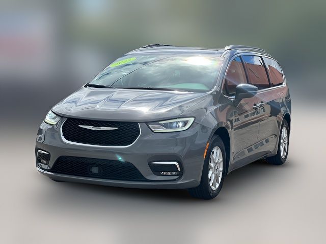 2022 Chrysler Pacifica Touring-L