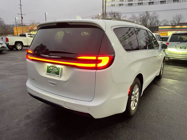 2022 Chrysler Pacifica Touring-L