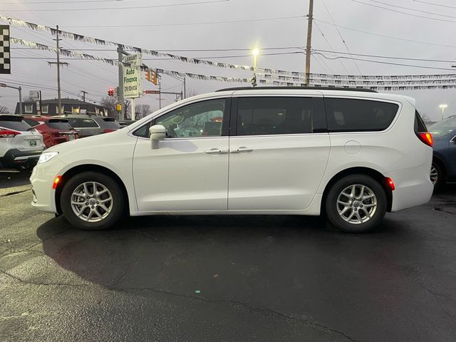 2022 Chrysler Pacifica Touring-L