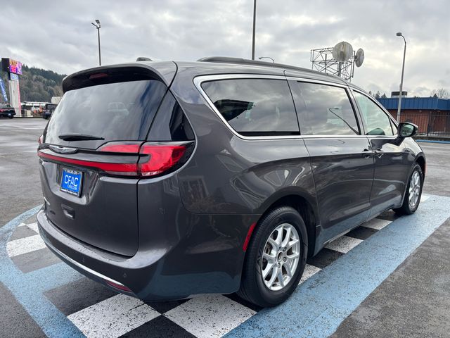 2022 Chrysler Pacifica Touring-L