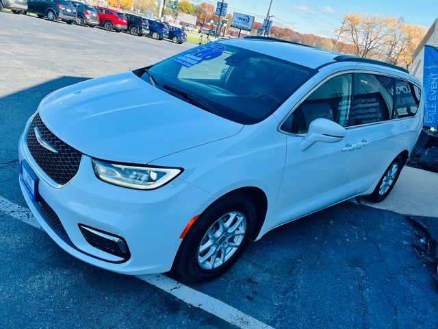 2022 Chrysler Pacifica Touring-L