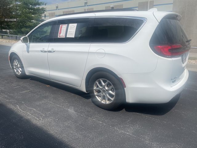 2022 Chrysler Pacifica Touring-L