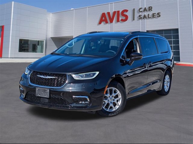 2022 Chrysler Pacifica Touring-L