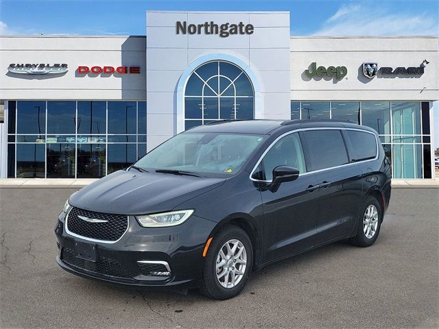 2022 Chrysler Pacifica Touring-L