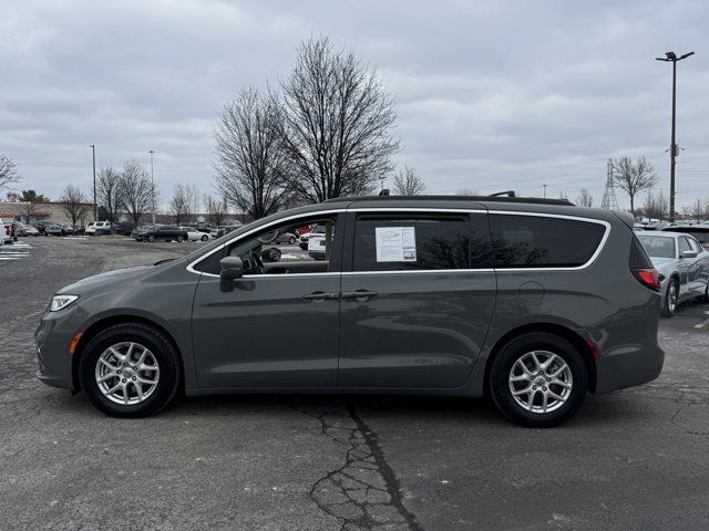 2022 Chrysler Pacifica Touring-L