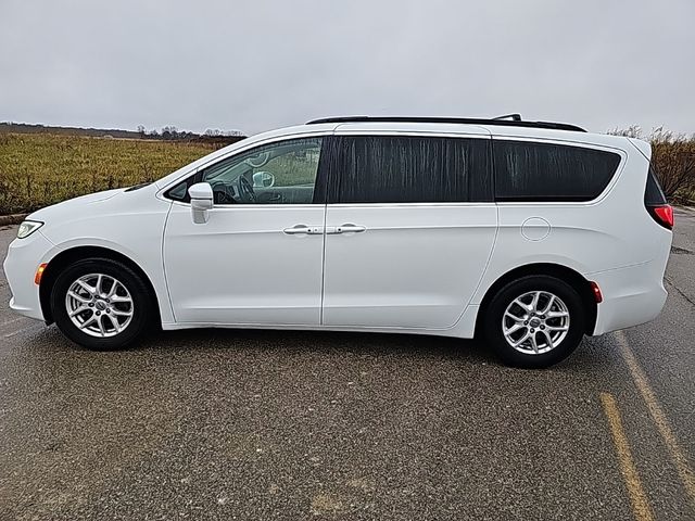 2022 Chrysler Pacifica Touring-L