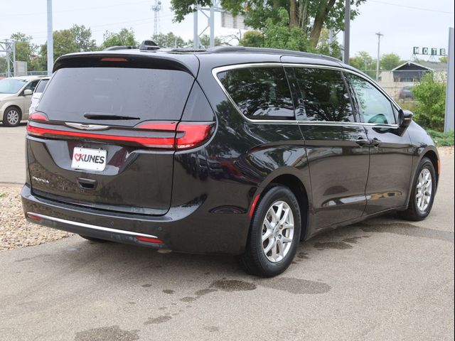 2022 Chrysler Pacifica Touring-L