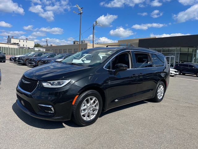 2022 Chrysler Pacifica Touring-L