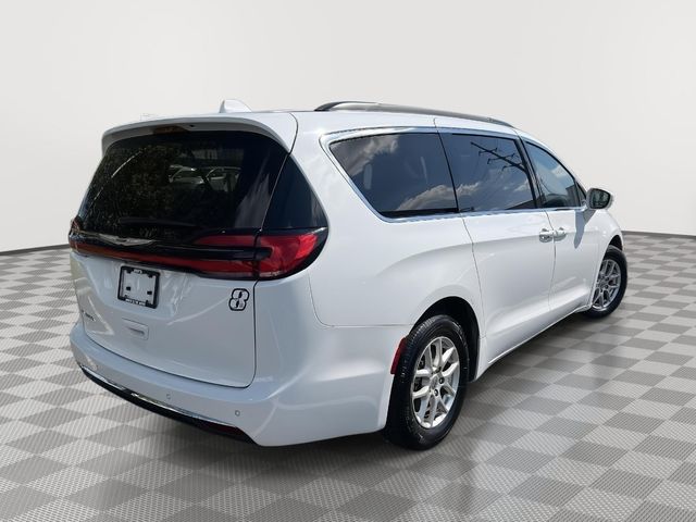 2022 Chrysler Pacifica Touring-L