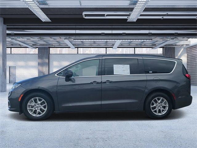 2022 Chrysler Pacifica Touring-L