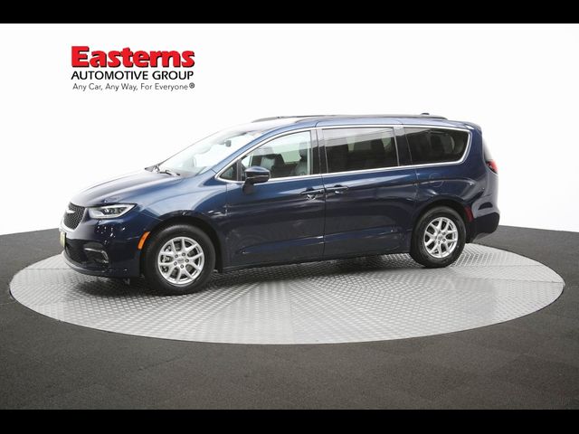 2022 Chrysler Pacifica Touring-L