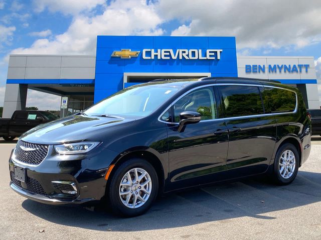 2022 Chrysler Pacifica Touring-L